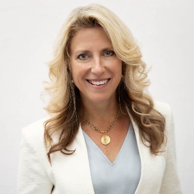Lizabeth Theiss | Executive Leadership